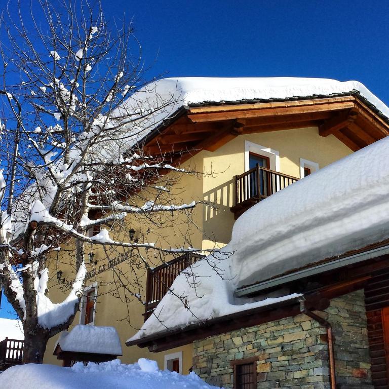 Family Apartments Le Chalet Champoluc Exterior photo