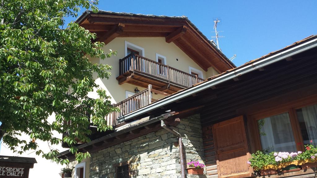 Family Apartments Le Chalet Champoluc Exterior photo